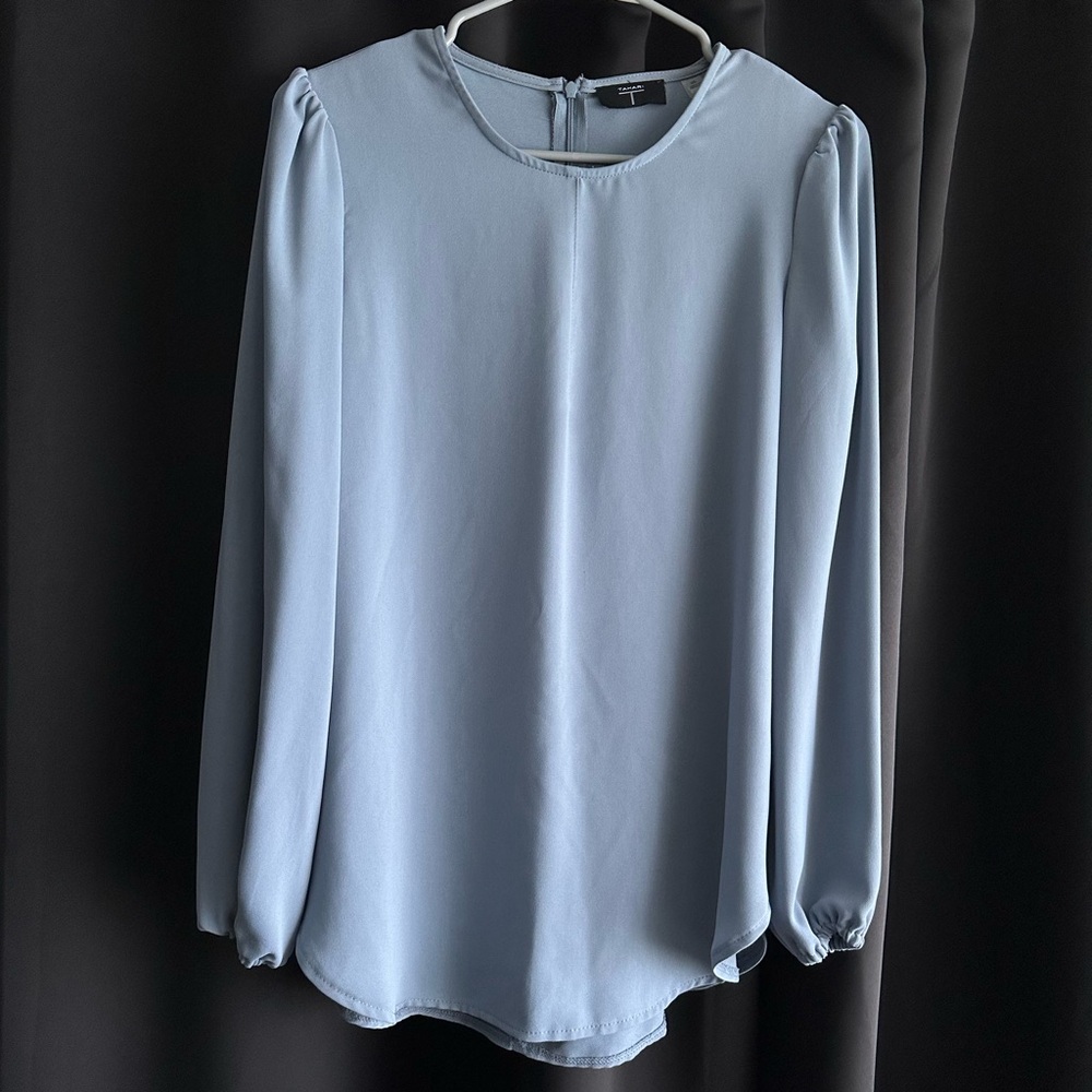 NWOT Tahari Crew-neck Blouson Sleeve Blouse